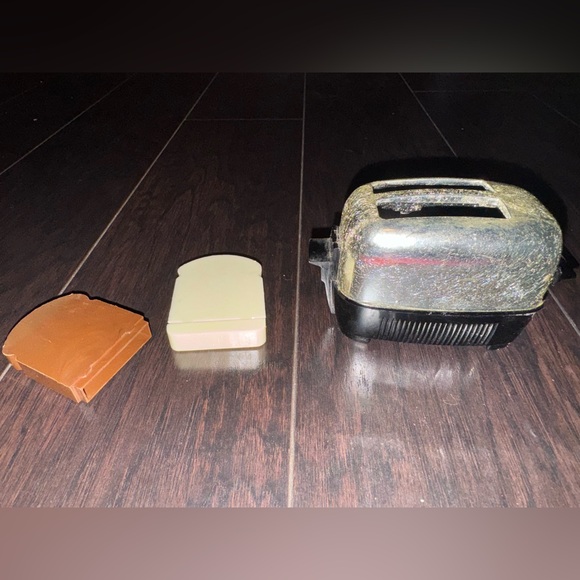 Vintage Mini Pop Up Toaster Salt Pepper Shaker Set Made in USA 1950's-1960's MCM - Picture 2 of 3